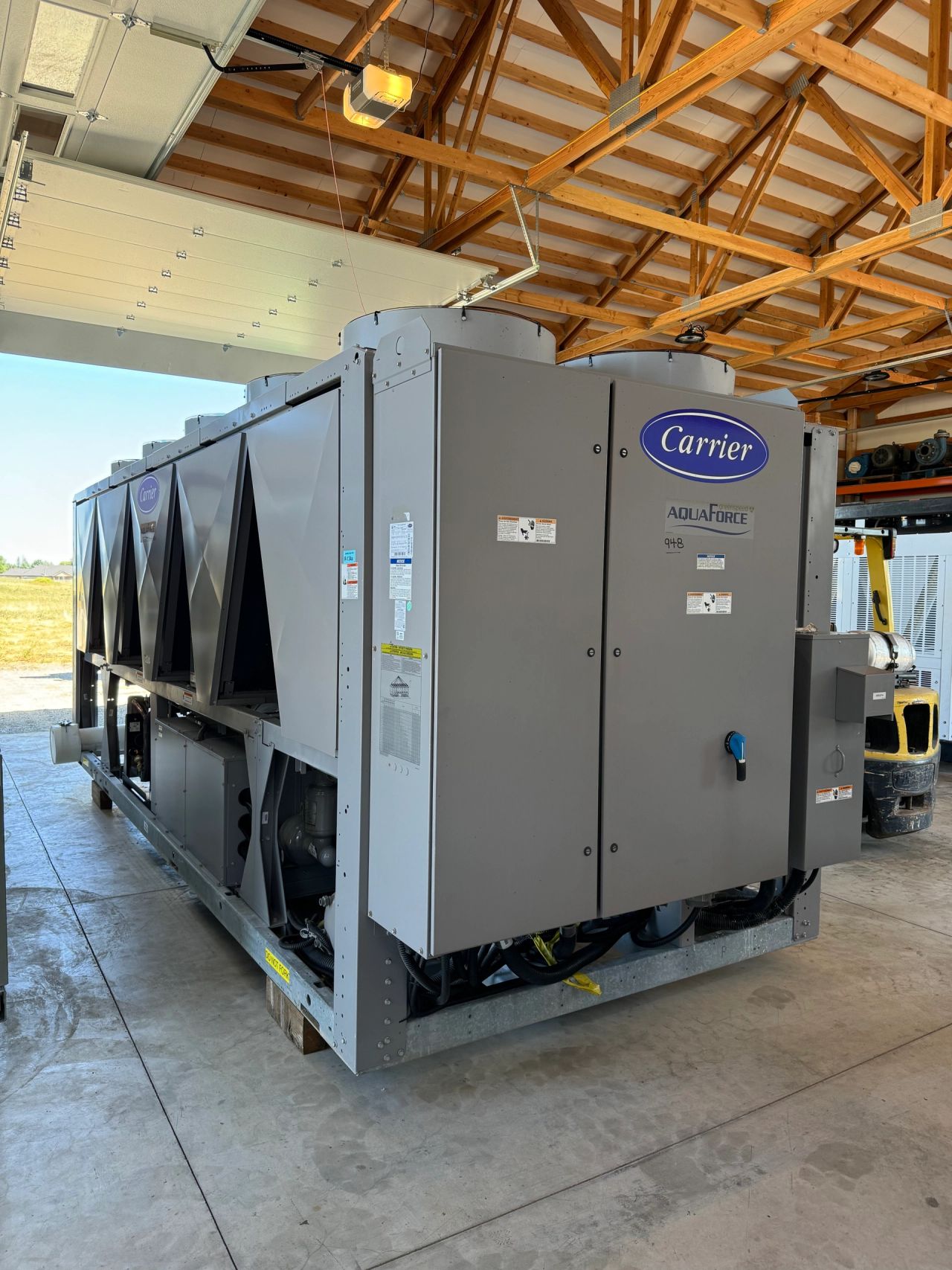 200 Ton 2019 Carrier AquaForce Air-Cooled Chiller